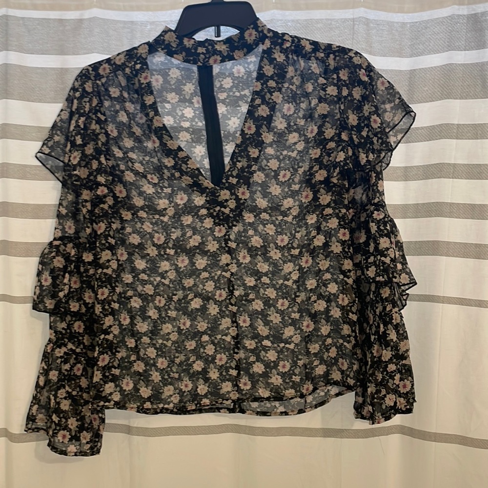 Boohoo sheer top with beautiful sleeves